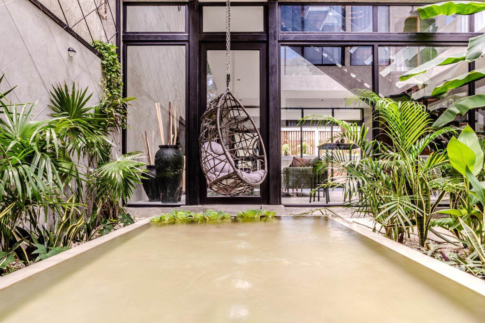 Anana Casa Karmond Villa